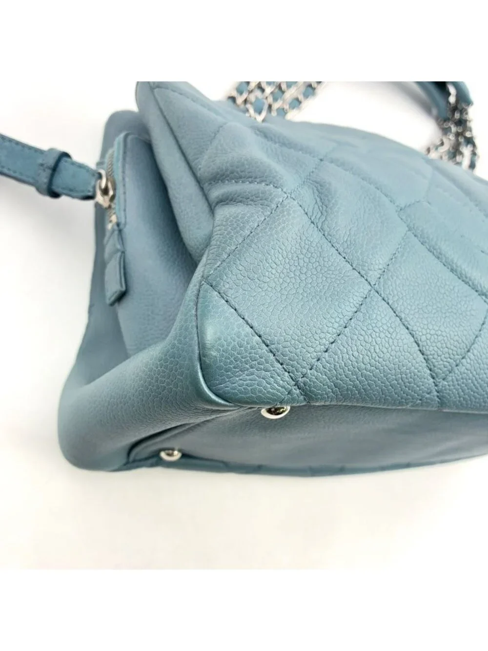 Chanel CC Logo Quilted Caviar Leather Blue Chain Shoulder Bag Silver